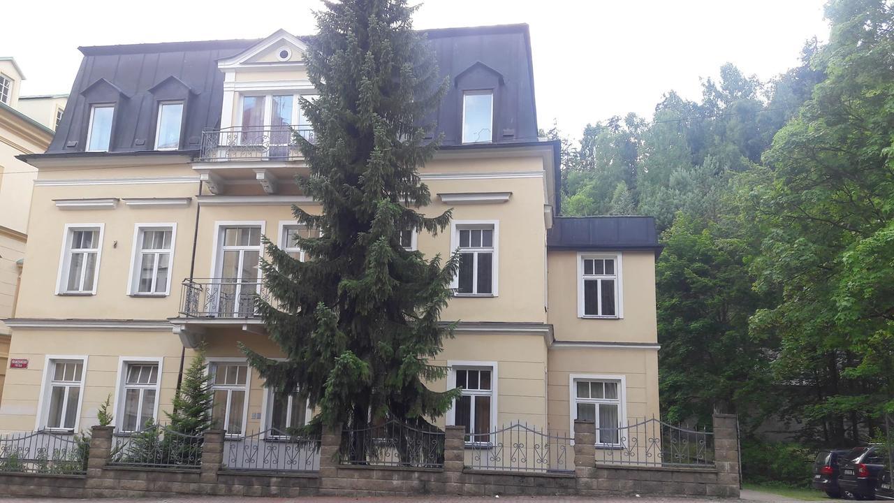 Apartman Lesni Pramen Mariánské Lázně Dış mekan fotoğraf